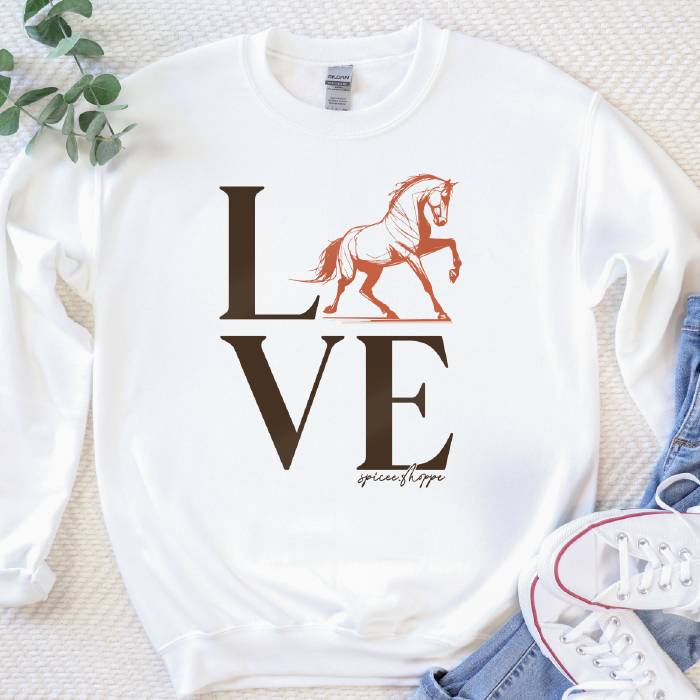 LOVE | White | Sweatshirt