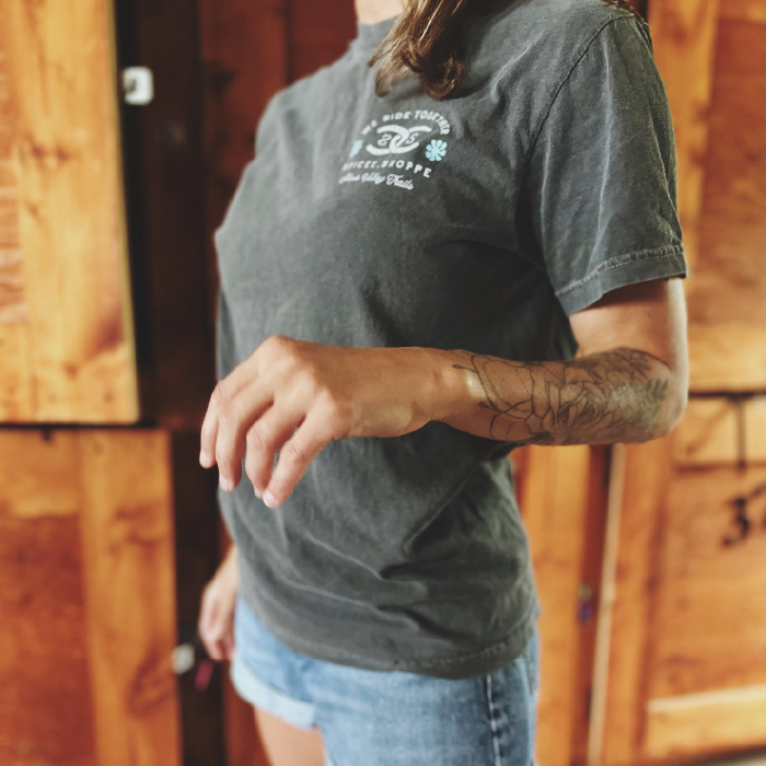 Live For The Adventure | Pepper | Tee Shirt