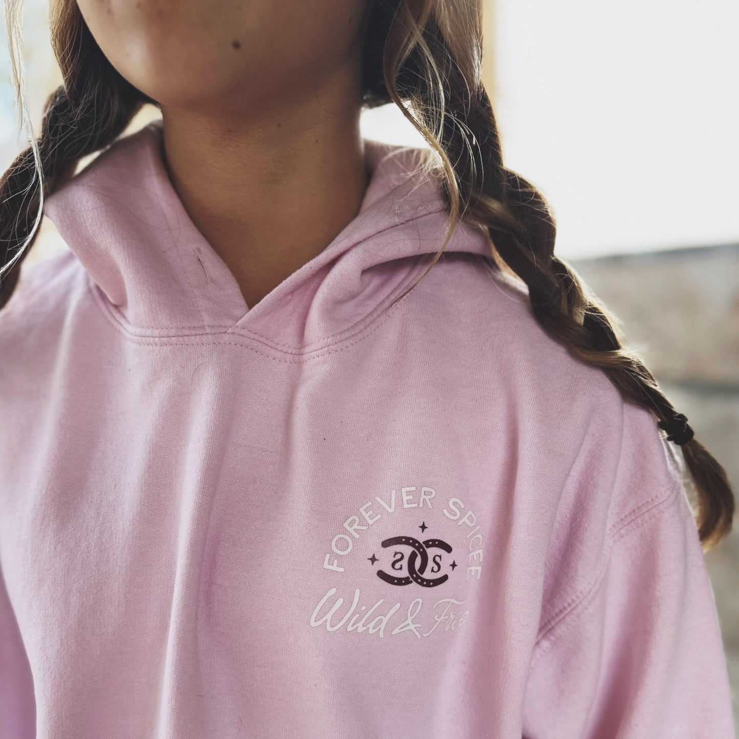 Hearts That Run Free | Light Pink | Hoodie